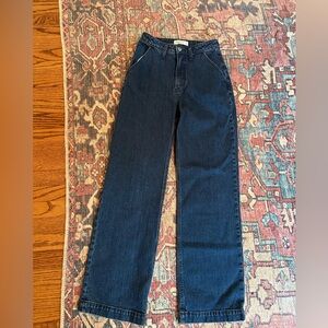 Abercrombie high-rise loose jean - size 26